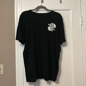 The NORTH FACE Black short-sleeved logo t-shirt | Men’s Size Large